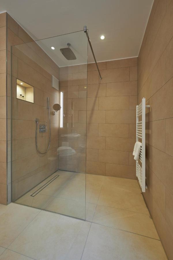 בורקום Inselhotel Vierjahreszeiten מראה חיצוני תמונה